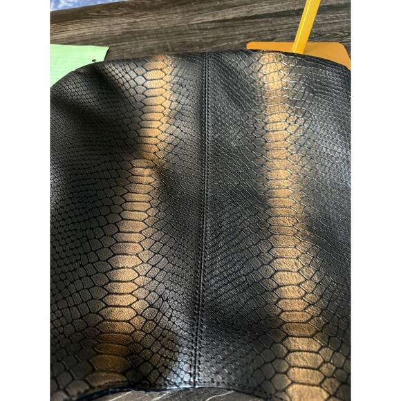 Calvin Klein Snake Skin Genuine Leather Gold Shimmer XL Hobo Bag with Side Zips - Picture 9 of 9